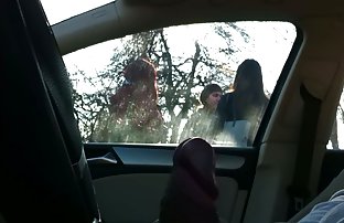xxx 性感的黑发不得不在伍德曼工作两个洞