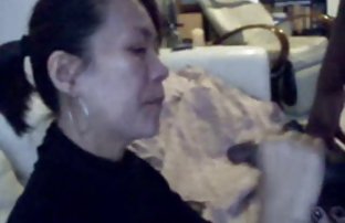 xxx 一个男人开车去找一个肥胖的情妇，她想要做爱