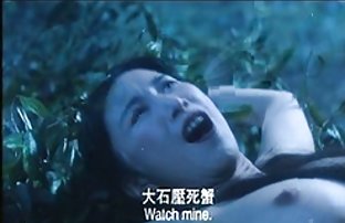 xxx 一个女朋友允许一个人在所有的裂缝中拉扯自己